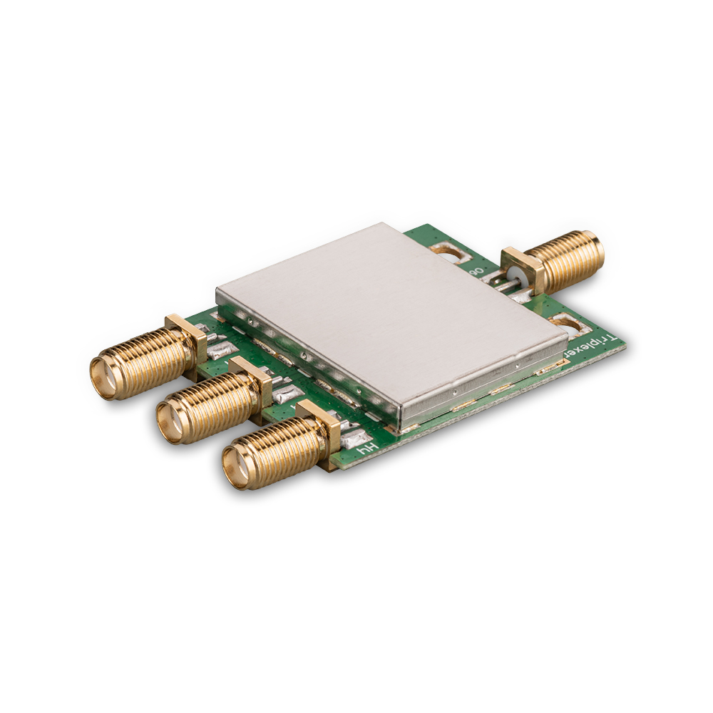 Комбайнер (триплексер) 0-2850, 3050-4400,4500-6800 МГц PD-0/28-30/44-45/68